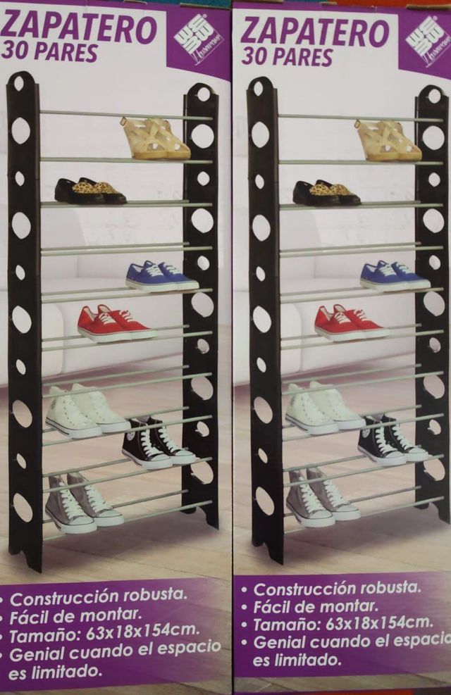 Zapatero color negro para 30 pares