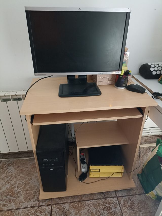 Mesa ordenador / escritorio