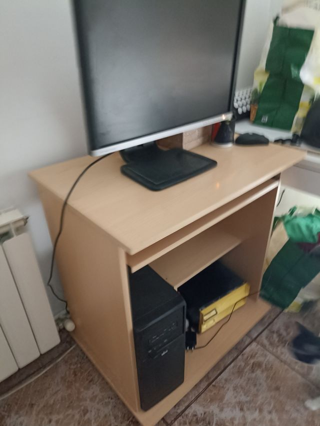 Mesa ordenador / escritorio