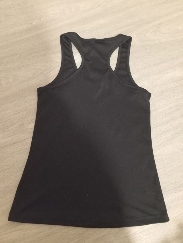 Camiseta de tirantes deportiva 