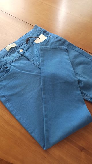 Pantalón pirata