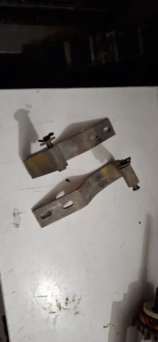 bisagras capó delantero seat600