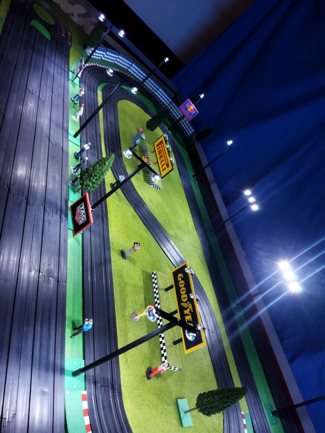 Pistas iluminación circuito Scalextric 