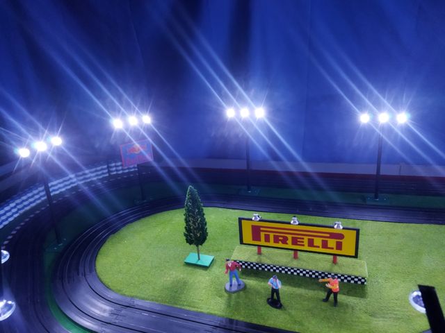 Pistas iluminación circuito Scalextric 