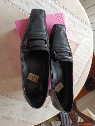 Zapatos piel marca Giko 