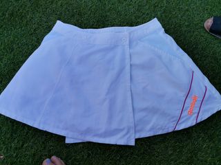Falda de tenis Reebok, talla XL