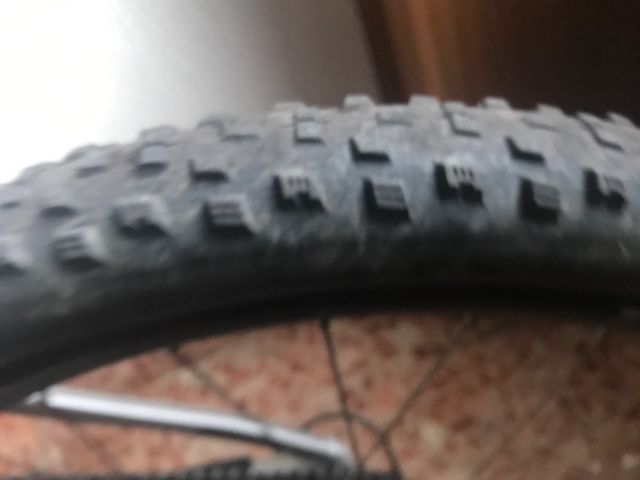 2 Maxxis Forekaster usadas