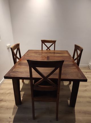 Mesa y sillas colonial palisandro venta separada 