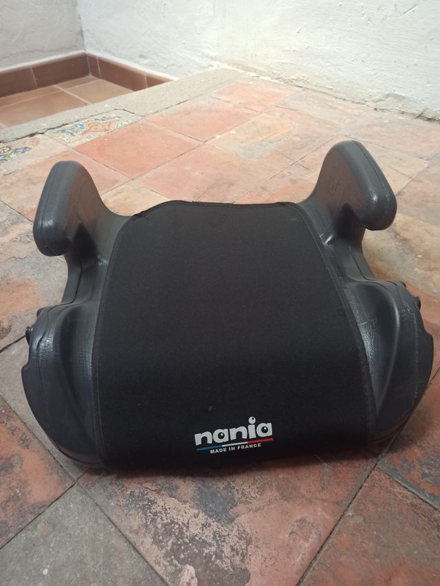 Elevador infantil para coche