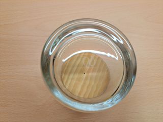 Portacandela in vetro con tappo in legno