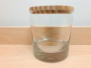 Portacandela in vetro con tappo in legno