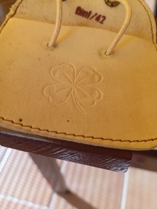 Bolsa de cuero para chapa de ide