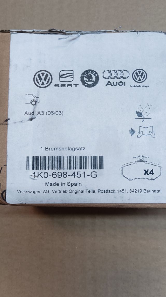 Juego de pastillas traseras 1K06984541G