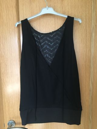 Top negro fiesta lentejuelas Zara M