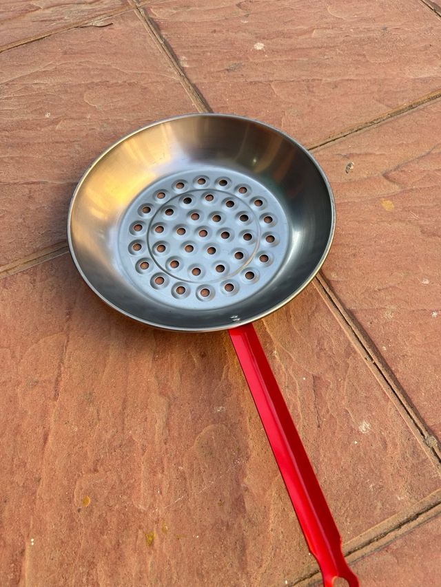 Sarten para asar castañas