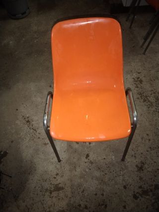 Silla de oficina antigua.