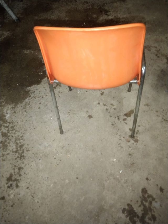 5 silla de oficina antigua.