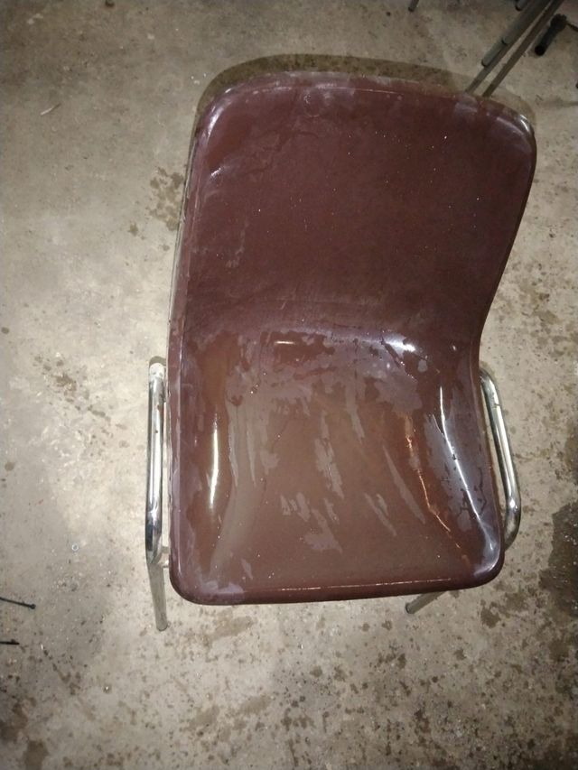 5 silla de oficina antigua.