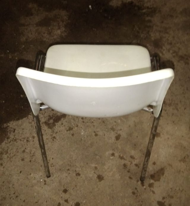 5 silla de oficina antigua.