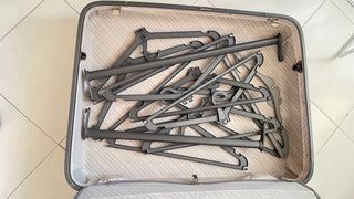 2 Maletas, neceser viaje, cojin y antifaz