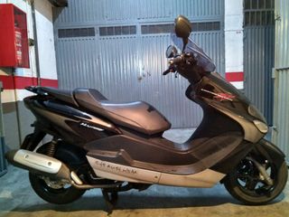 ヤマハ マジェスティ280cc （Мотори - Скутери - ATV: Втора