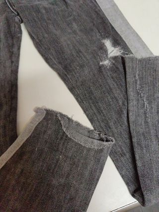 Pantalón vaquero chico 🖤 talla s