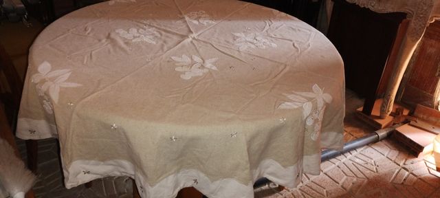 MANTEL redondo de aproximadamente 170cm