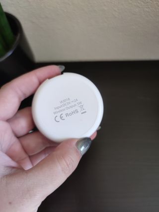 Carregador sem fios novo