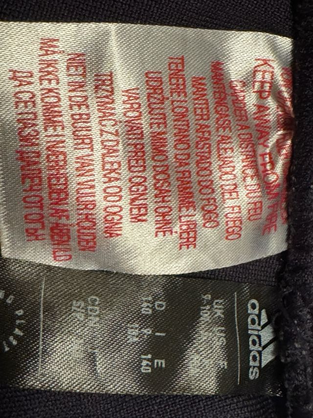 bermuda niño Adidas talla 9-10 años