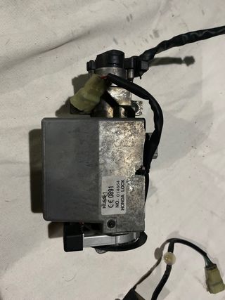 Llave contacto keyless honda forza 250 ex