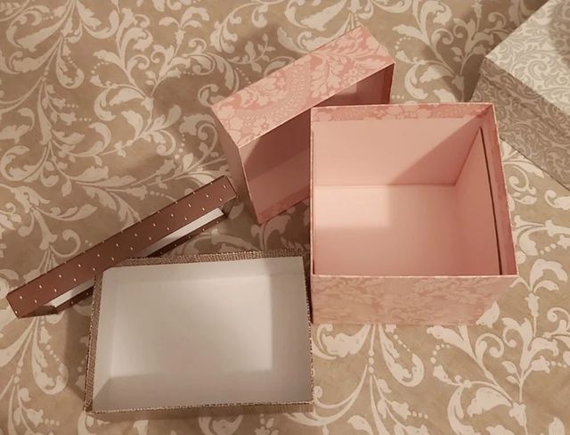 Scatola e regala l'altra