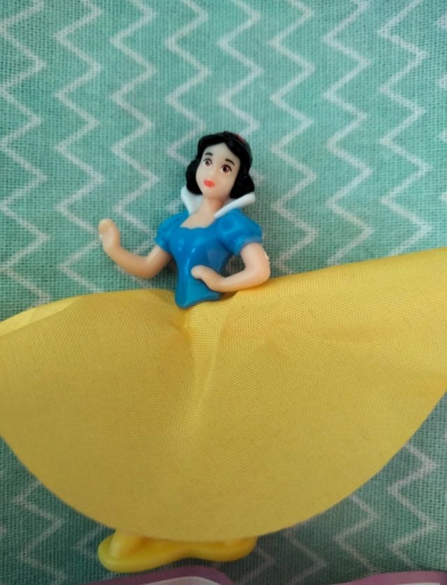 Snow White Disney sorpresa Kinder