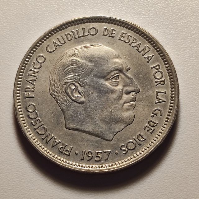 F19 Moneda 25 pesetas Franco 1957 74 EBC