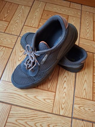 Zapatos seguridad,punta de acero  nr 43