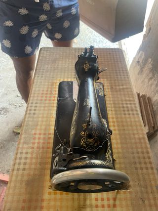 Maquina de coser singer