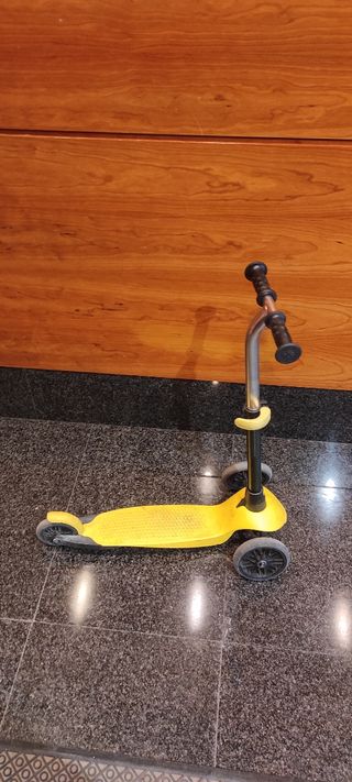 Patinete 3 ruedas decathlon amarillo