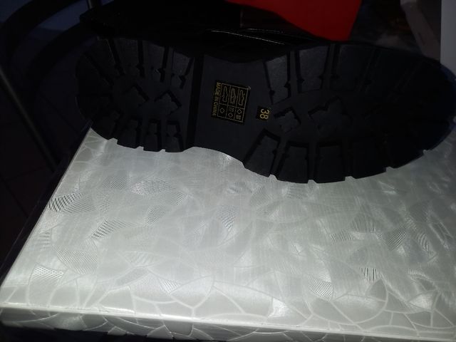 Stivali donna nuovi con scatola