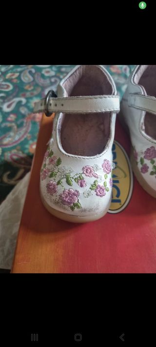 Scarpine Ballerine Primigi taglia 18