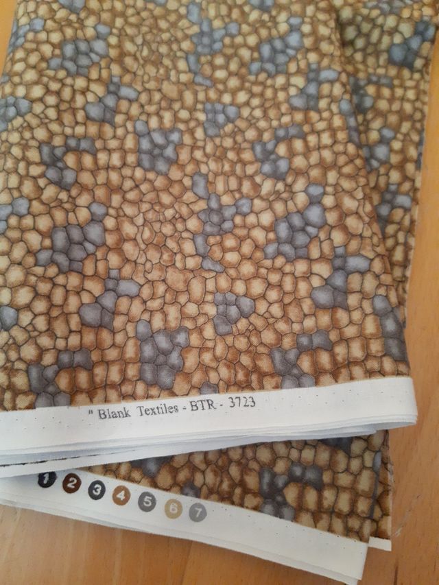 Retal grande estampado nuevo 300x110cm