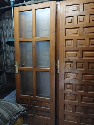 PUERTAS MACIZAS DE PINO