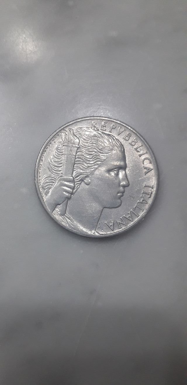 5 lire Uva 1950 repubblica Italiana