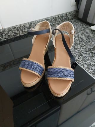 Alpargatas rafia azules nuevas 