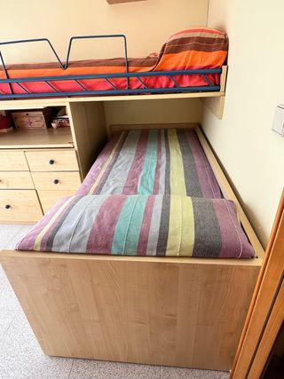 Literas con escritorio y almacenaje