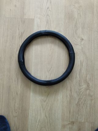 Funda cuero volante coche 