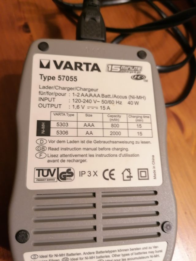 CARGADOR RÁPIDO DE PILAS