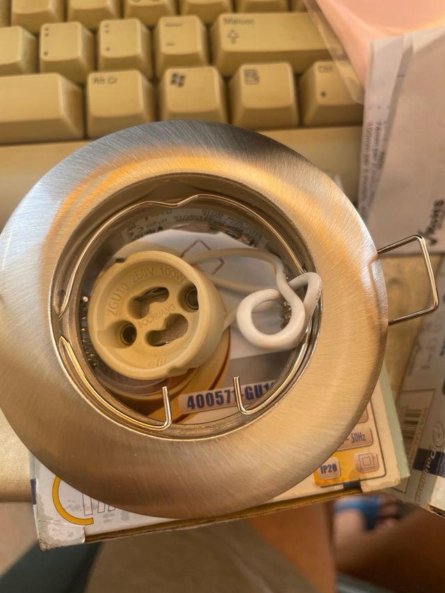 2 Fari da Incasso Con portalampada GU10