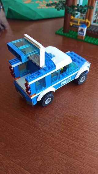 Estación policia forestal Lego 