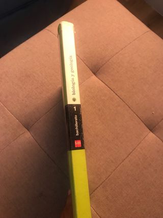 Libro de biología y geología de 1 de bachillerato.