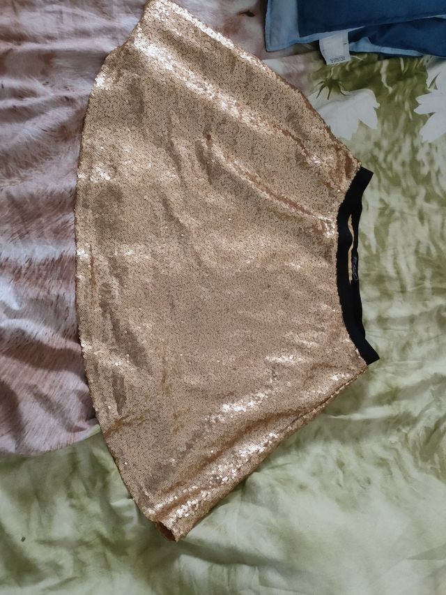 Falda lentejuelas doradas