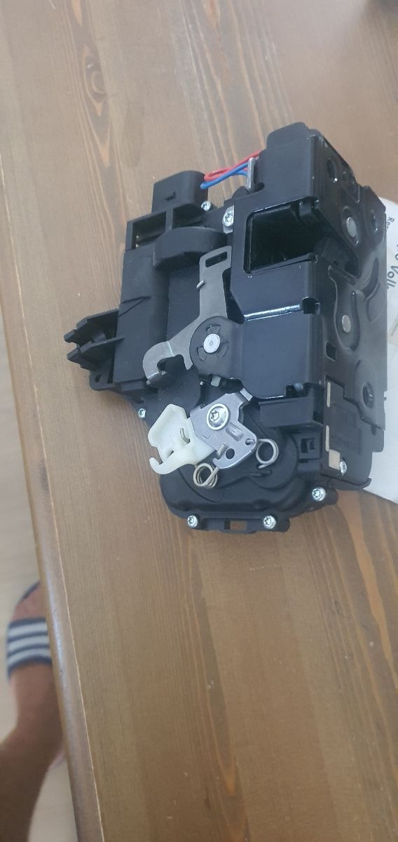 Nuova serratura originale Volkswagen